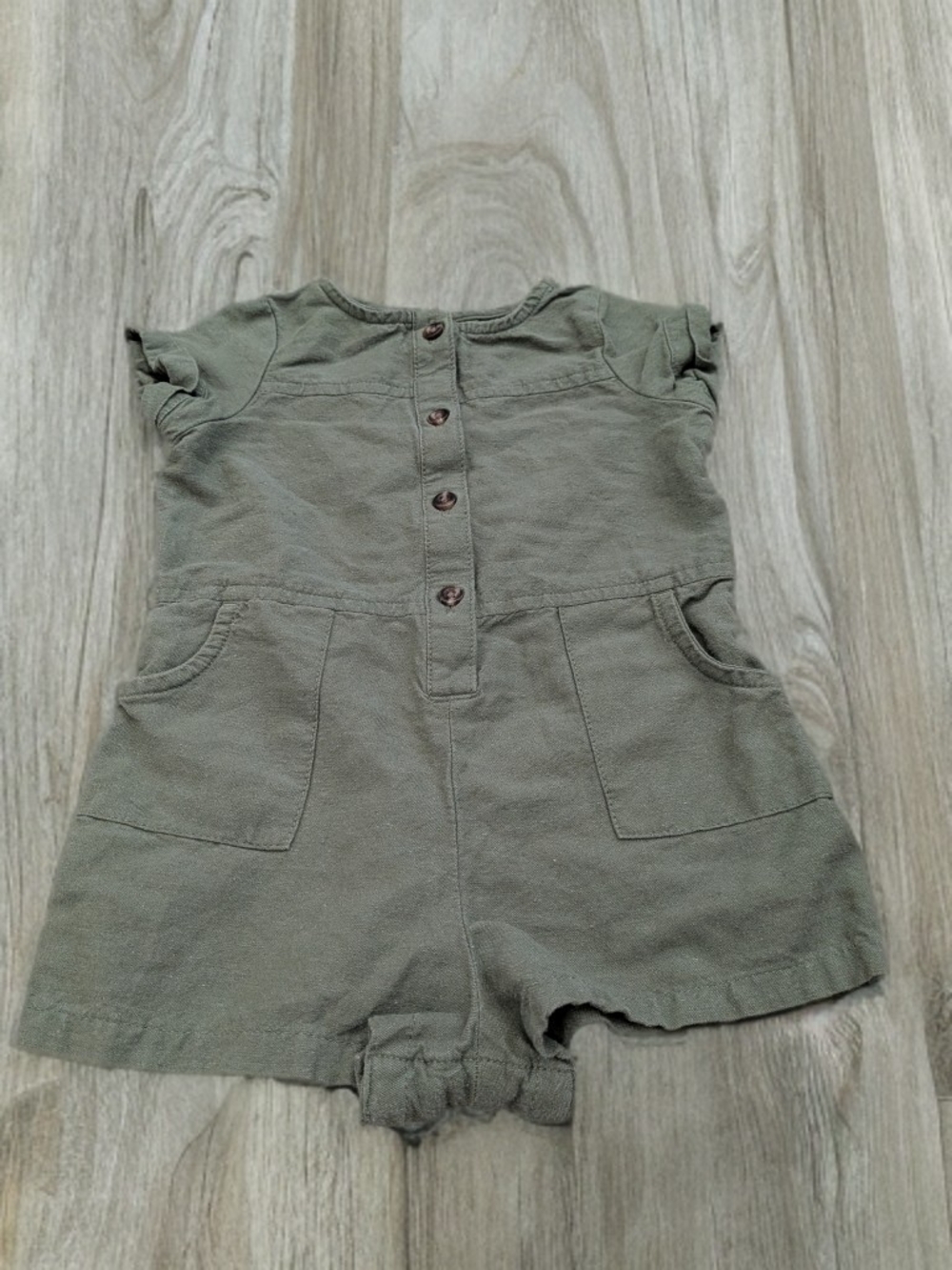Old Navy Baby Romper in Viscose and Linen Blend Size 3/6 Months